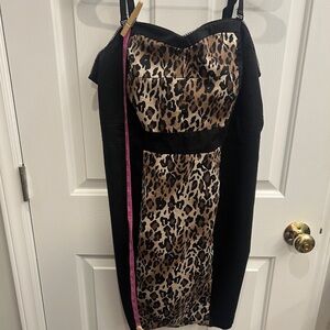 Women’s plus size dress size 14 black and cheetah print